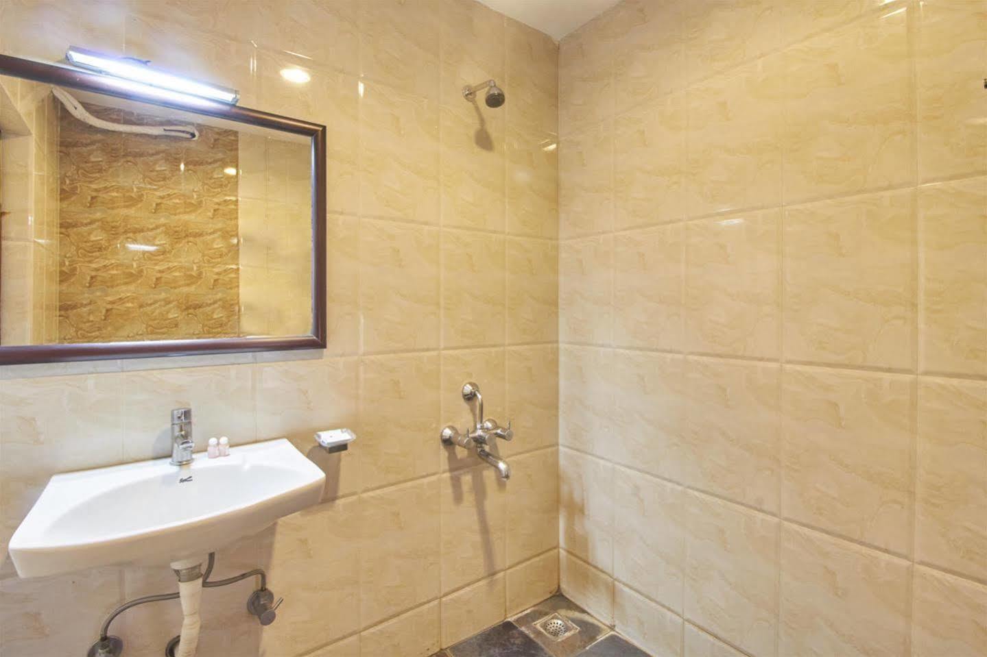 Pleasant Inn Pondicherry Ngoại thất bức ảnh