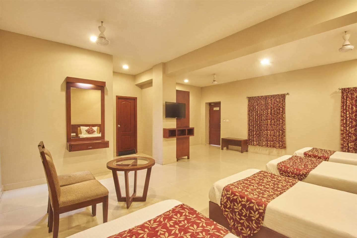 Pleasant Inn Pondicherry Ngoại thất bức ảnh