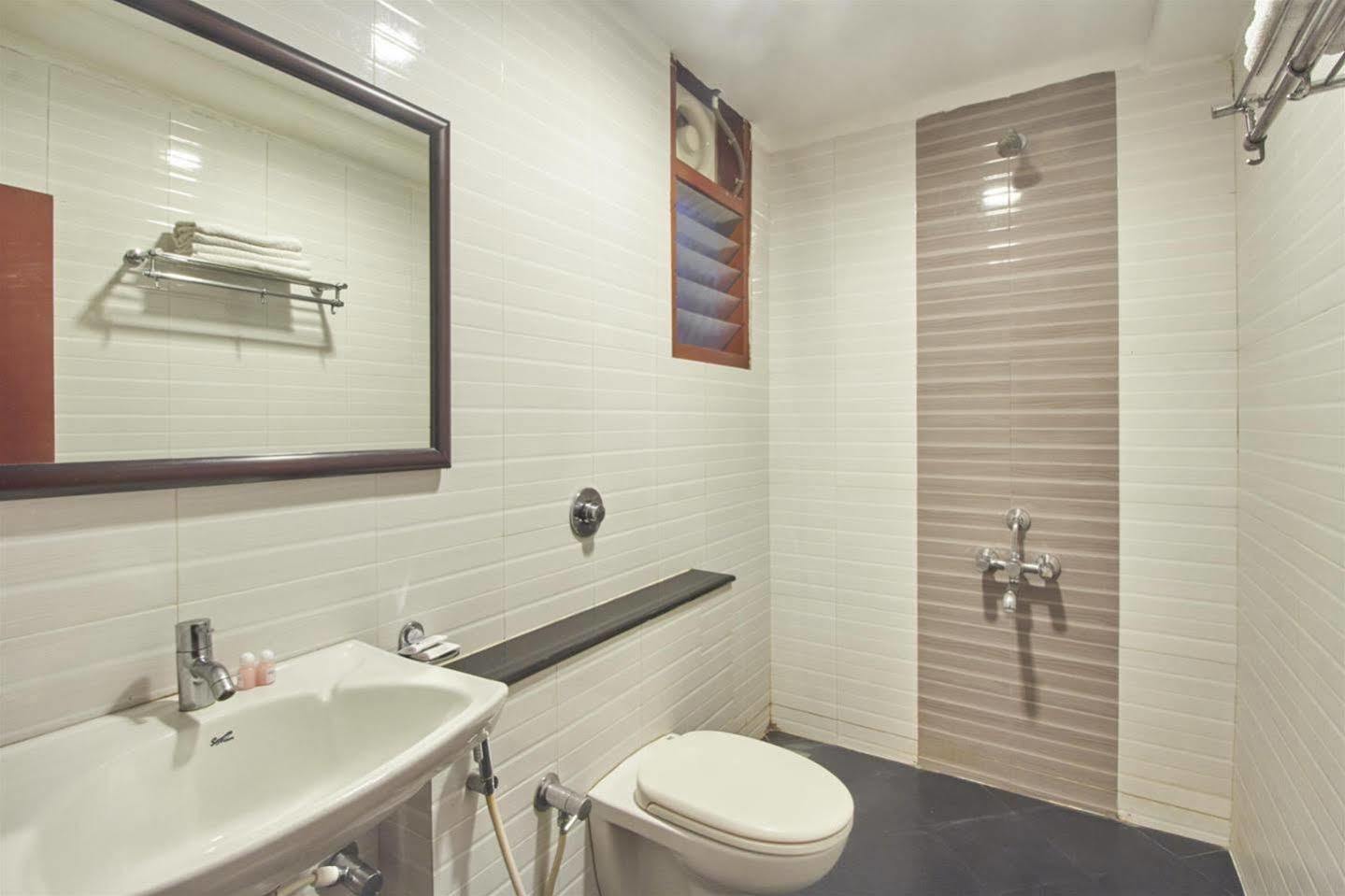 Pleasant Inn Pondicherry Ngoại thất bức ảnh